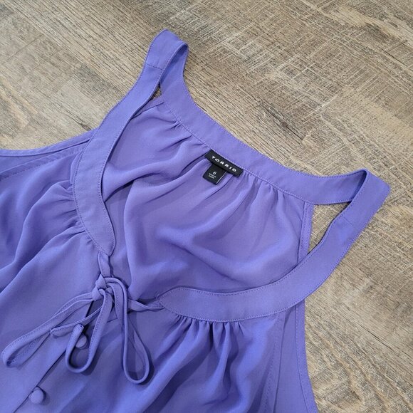 TORRID | Georgette Split Tie Neck Tank Top Blouse | Sz. 6X - Picture 3 of 5